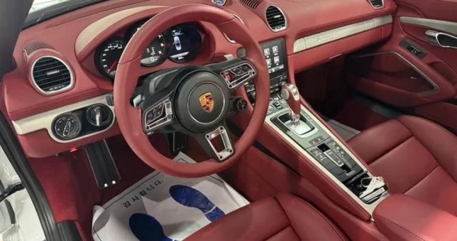 Porsche 718 