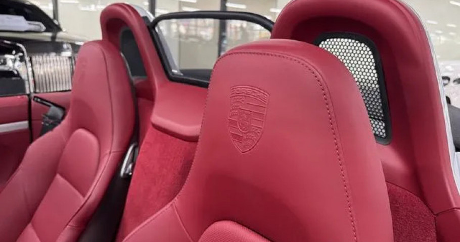 Porsche 718 