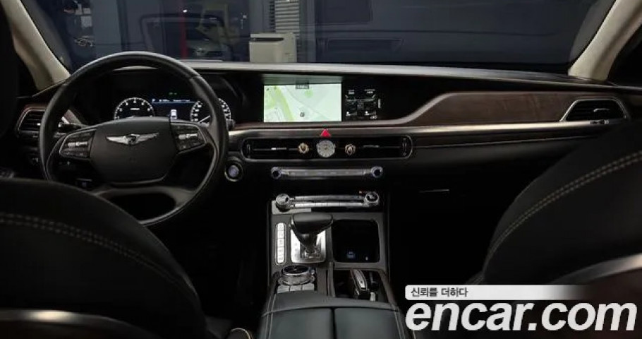 Genesis G90 