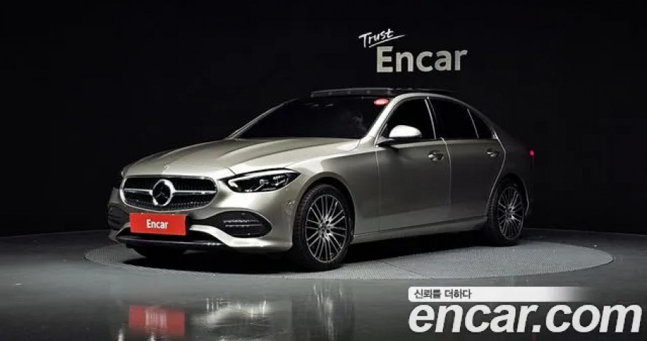Mercedes-Benz C-Class 