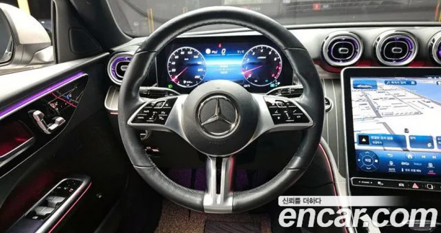 Mercedes-Benz C-Class 