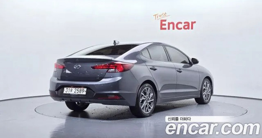 Hyundai Avante (Elantra) 