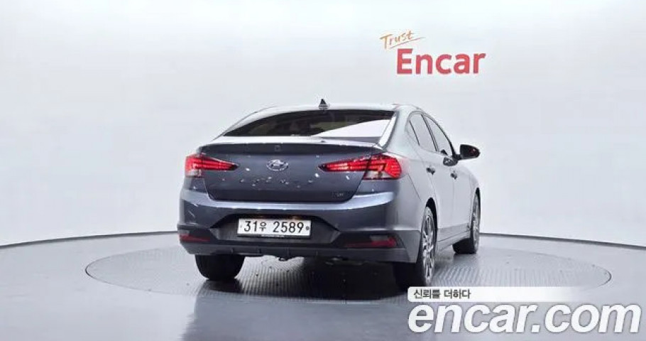 Hyundai Avante (Elantra) 