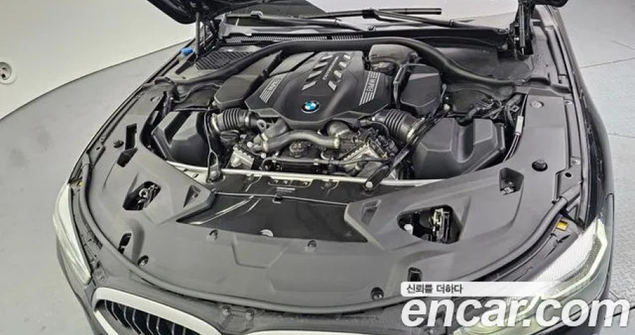 Bmw 8-Series 