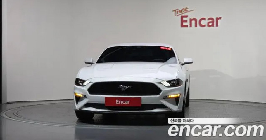 Ford Mustang 