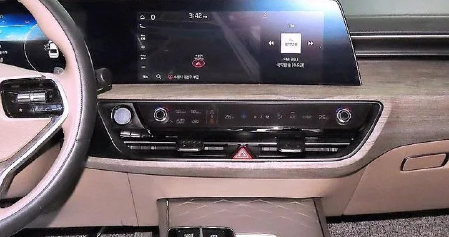 Kia K8 