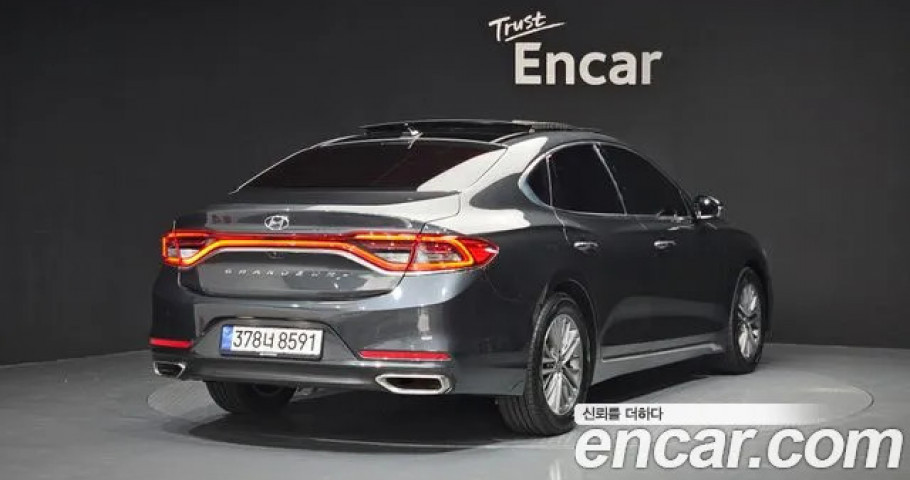 Hyundai Grandeur 