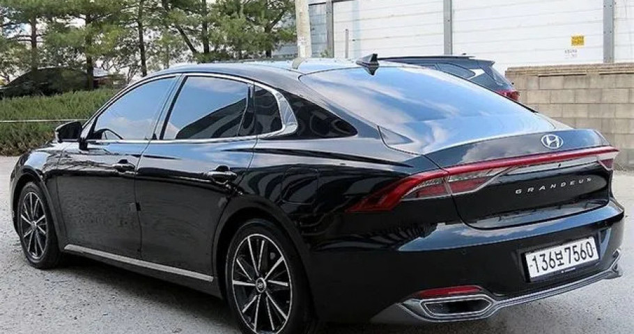 Hyundai Grandeur 