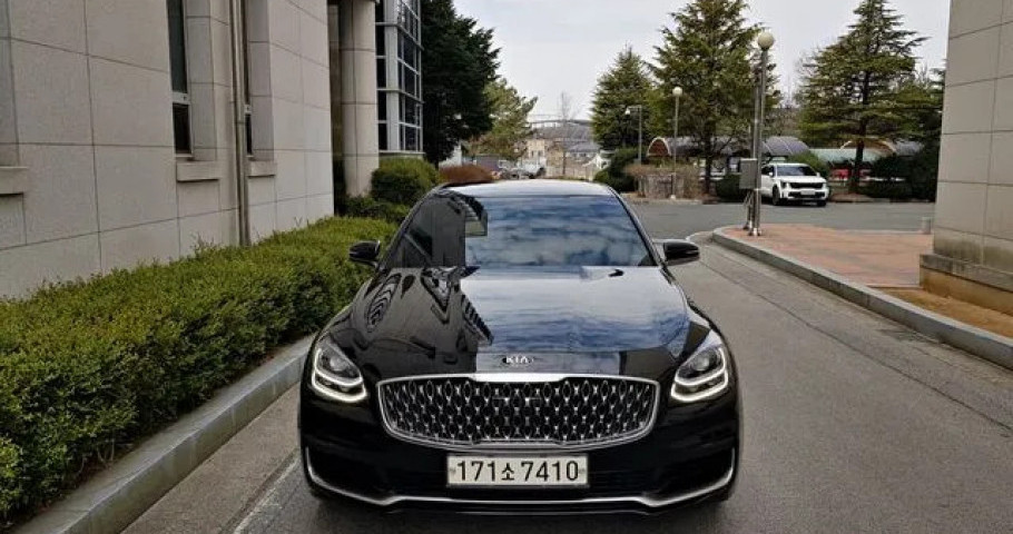 Kia K9 