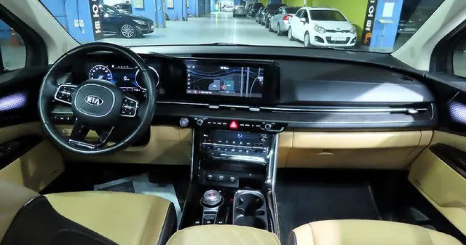 Kia Carnival 