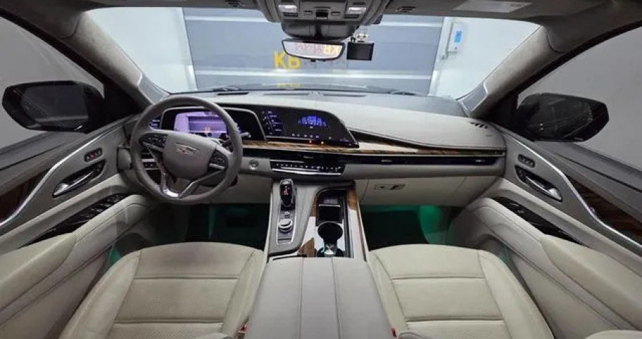 Cadillac Escalade 