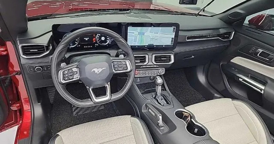 Ford Mustang 