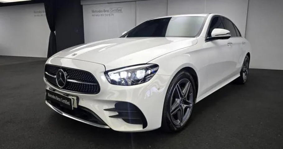 Mercedes-Benz E-Class 