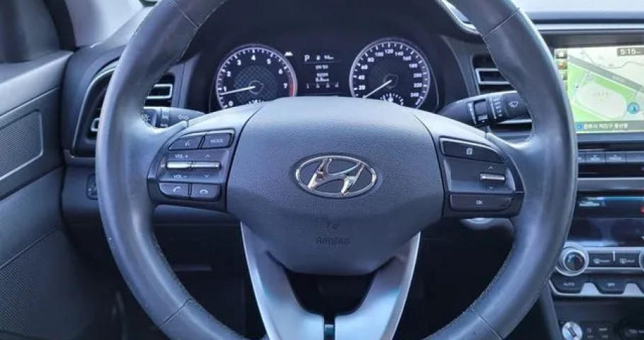 Hyundai Avante 