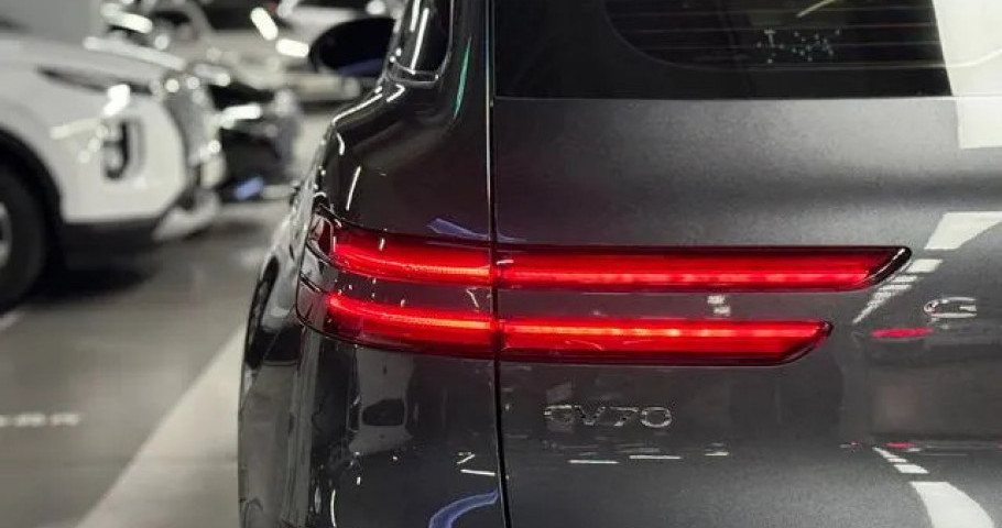 Genesis Gv70 