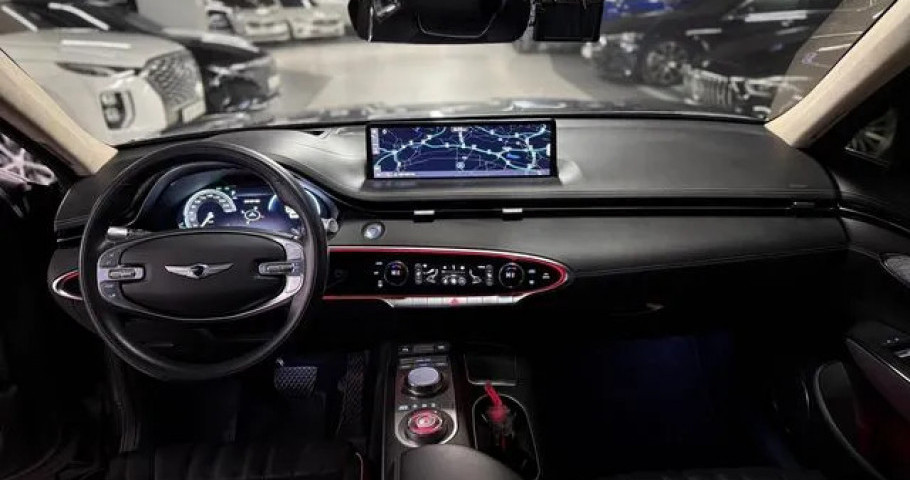 Genesis Gv70 