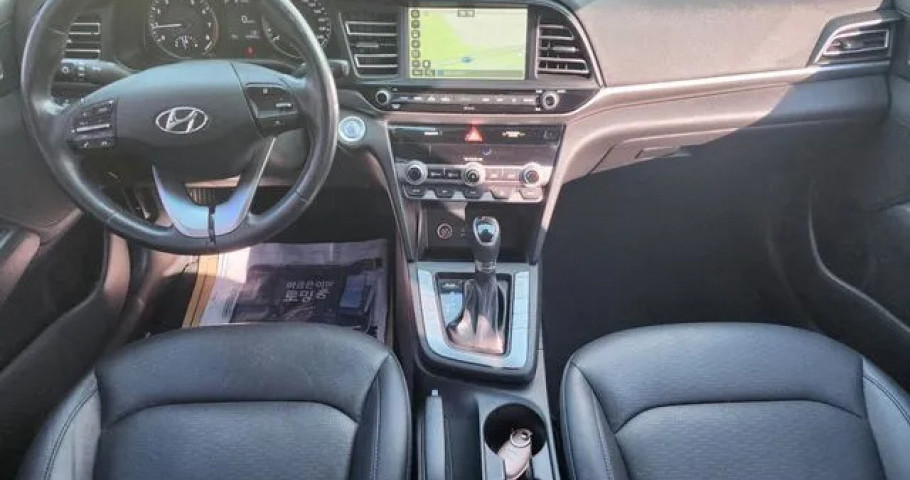 Hyundai Avante (Elantra) 