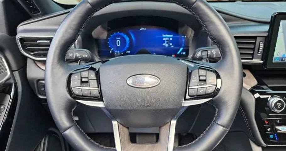 Ford Explorer 