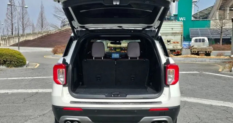 Ford Explorer 