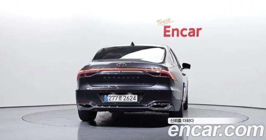 Hyundai Grandeur 
