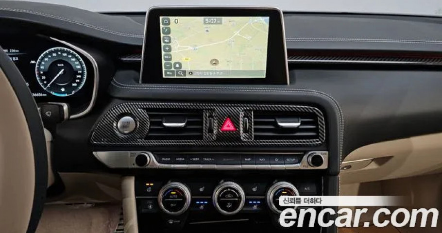Genesis G70 