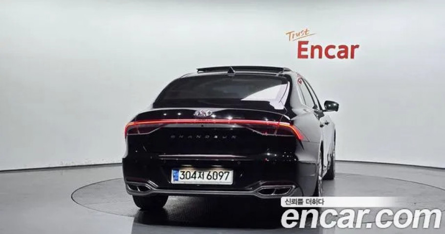 Hyundai Grandeur 