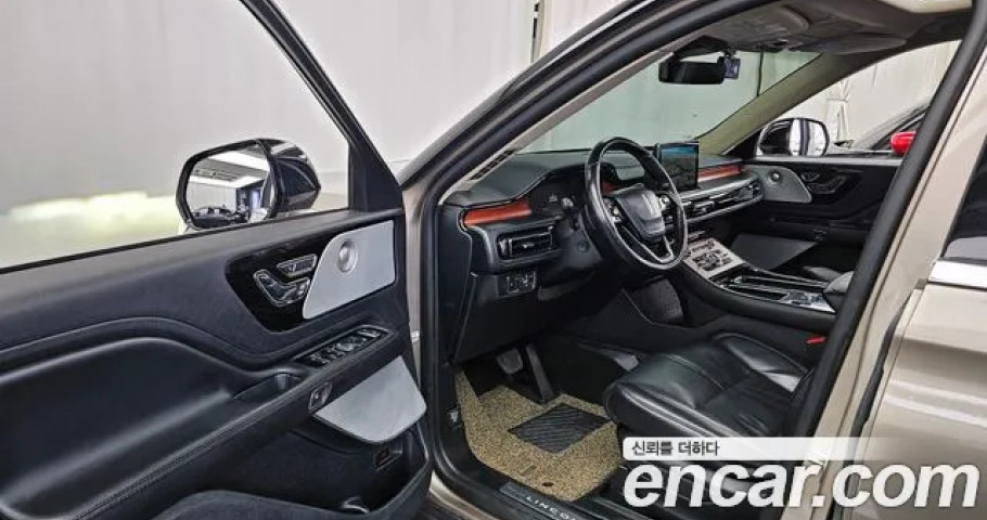 Lincoln Aviator 