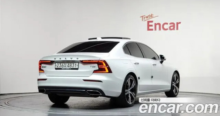 Volvo S60 