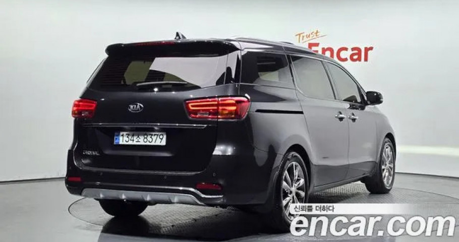 Kia Carnival 