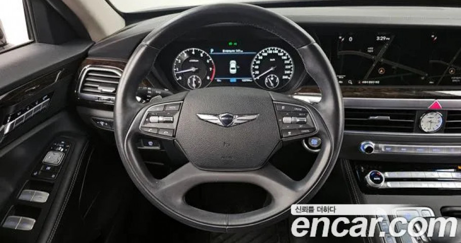 Genesis G90 