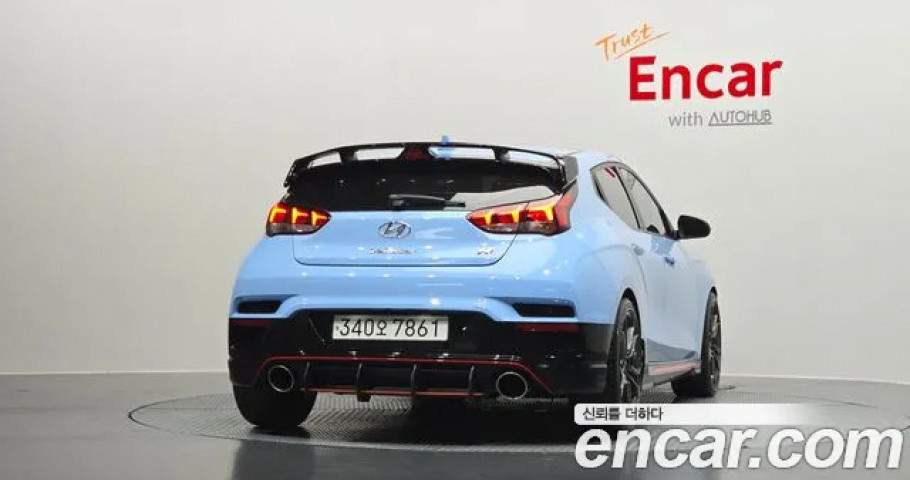 Hyundai Veloster 