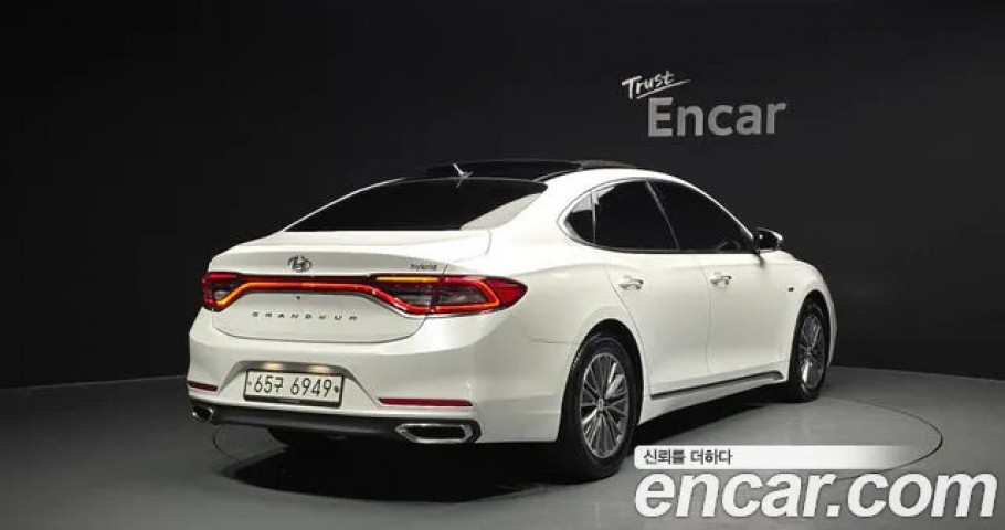 Hyundai Grandeur 