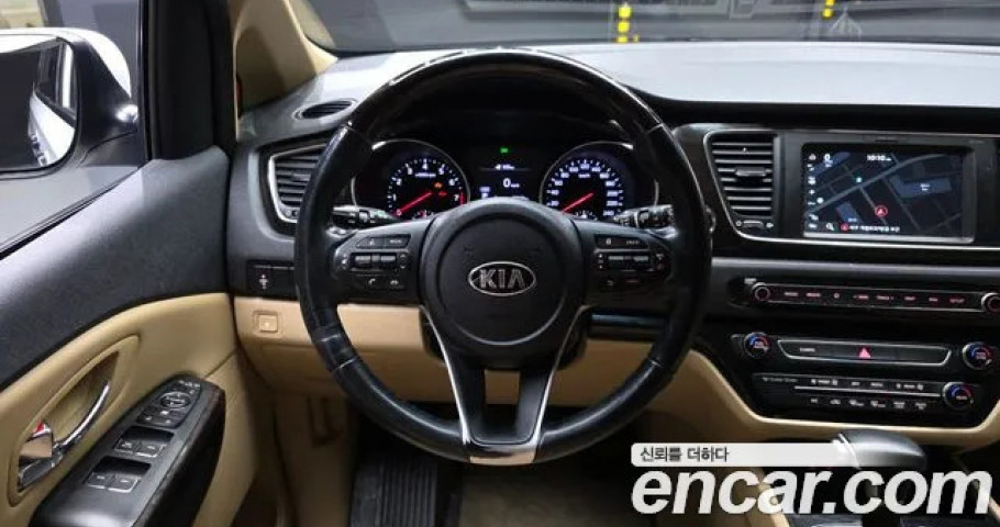 Kia Carnival 