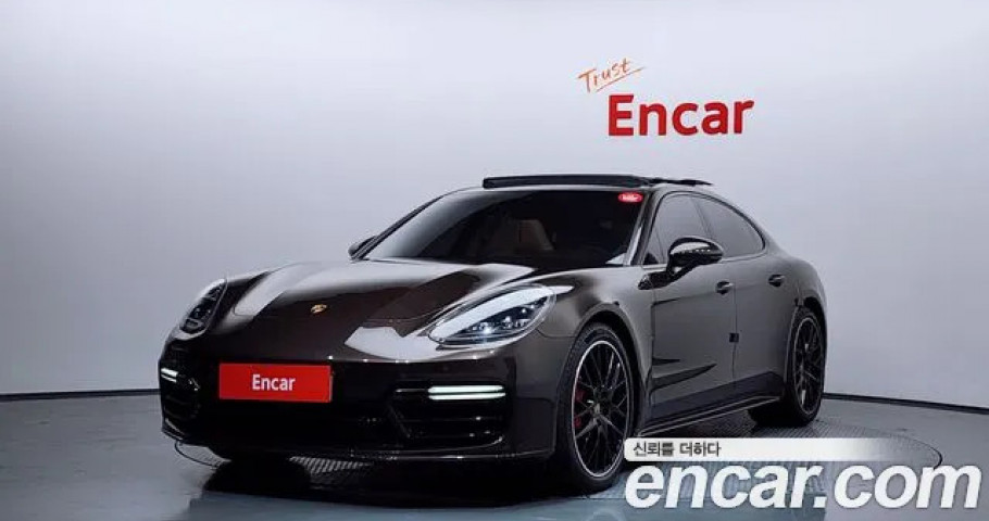 Porsche Panamera 