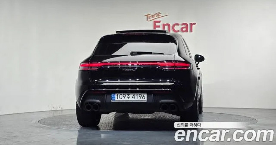 Porsche Macan 