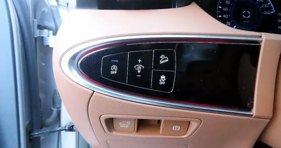 Genesis Gv70 