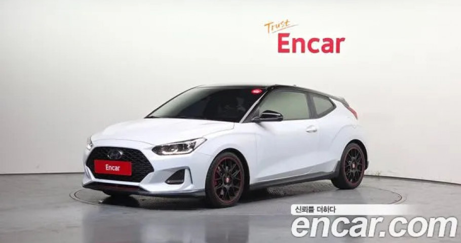 Hyundai Veloster 