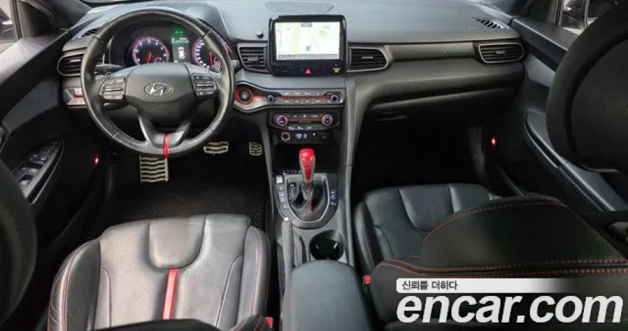 Hyundai Veloster 