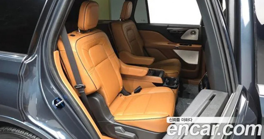 Lincoln Aviator 