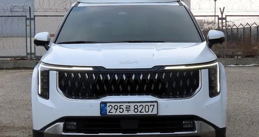 Kia Carnival 