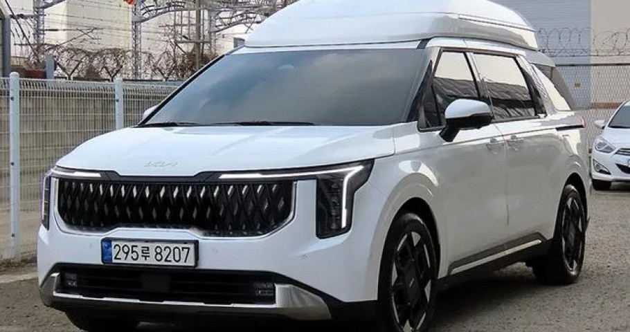 Kia Carnival 