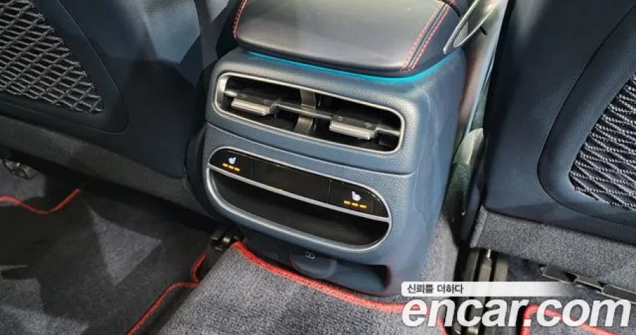 Genesis Gv70 