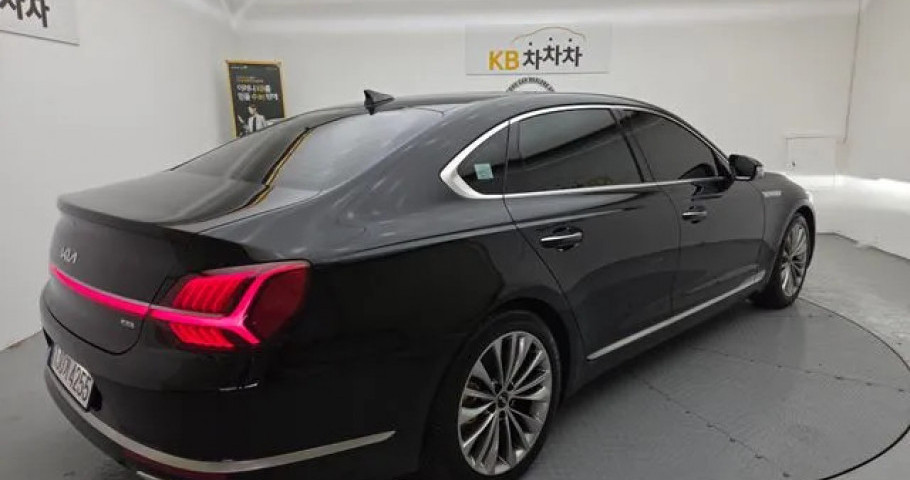 Kia K9 