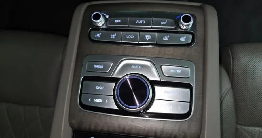Kia K9 