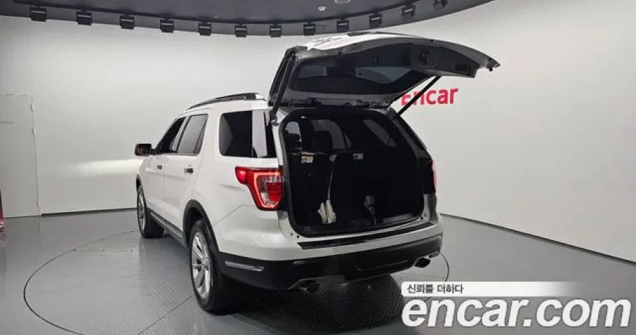 Ford Explorer 