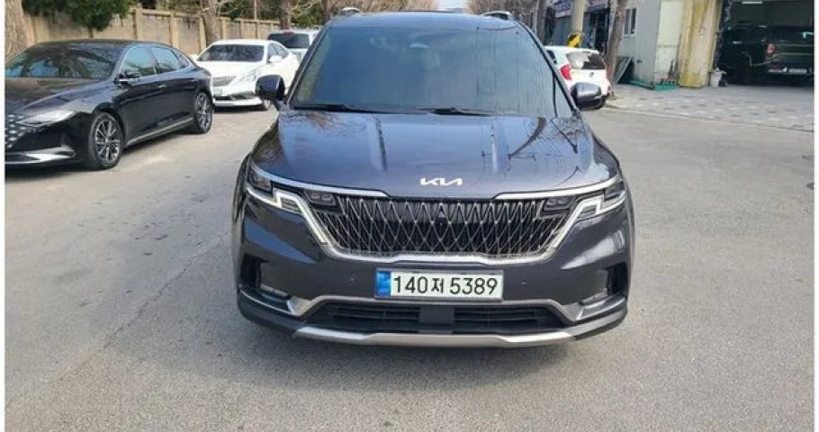 Kia Carnival 