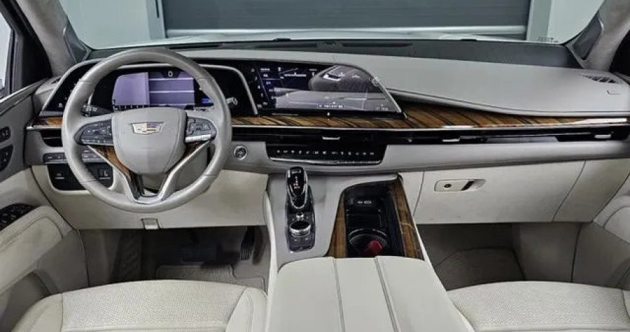 Cadillac Escalade 