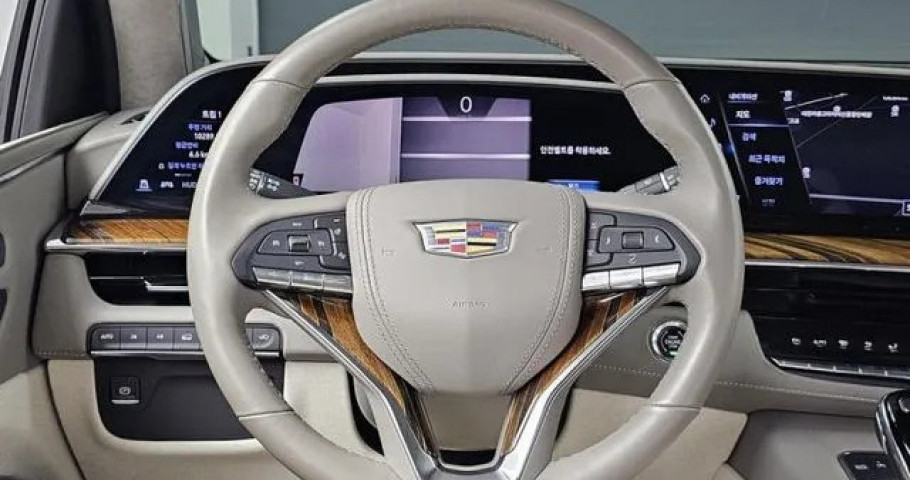 Cadillac Escalade 