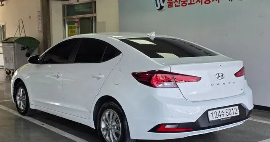 Hyundai Avante (Elantra) 