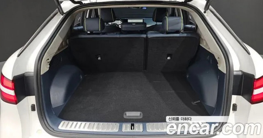 Genesis Gv60 
